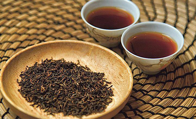茶類飲品該如何選擇茶葉？